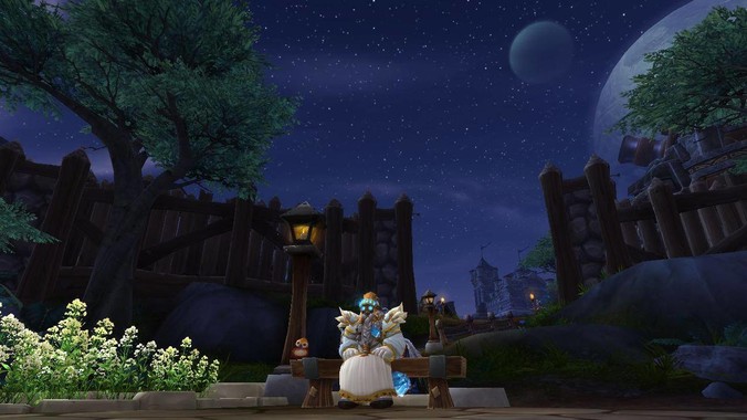 女生到底应不应该穿***的衣服?